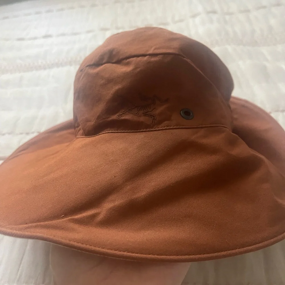 Arc'teryx Women's Rust Brown Wide Brim Sun Hat